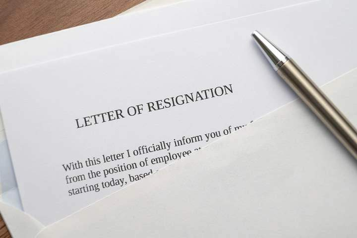 How do you write a professional resignation letter for any job?