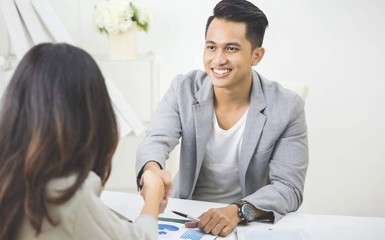 How to Find Jobs That Actually Hire Quickly 
